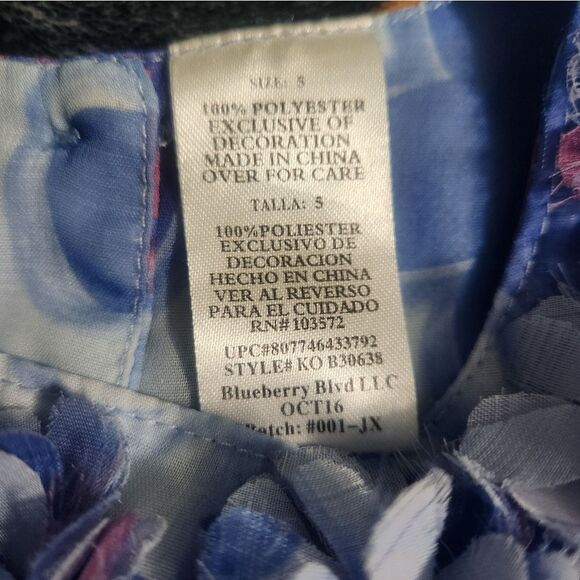 Girl's 5 Years Yellow Blue Lot od 3 Pieces  2 Dresses & Overall - Picture 15 of 16